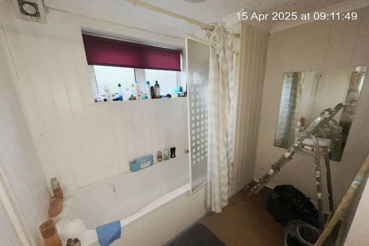 2 Bedroom   Flat