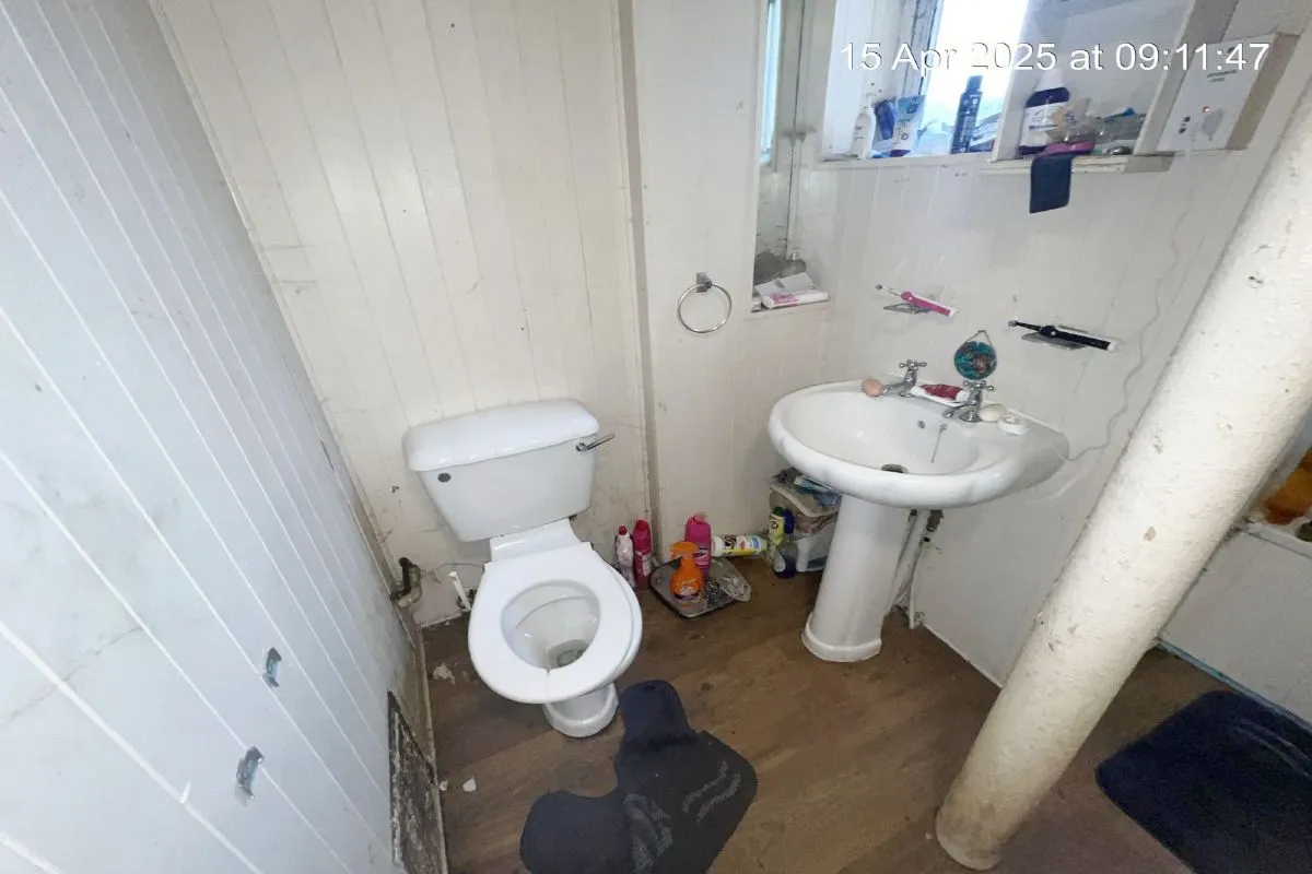 2 Bedroom   Flat