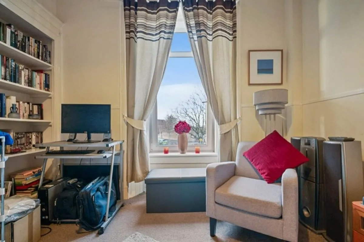 1 Bedroom   Flat