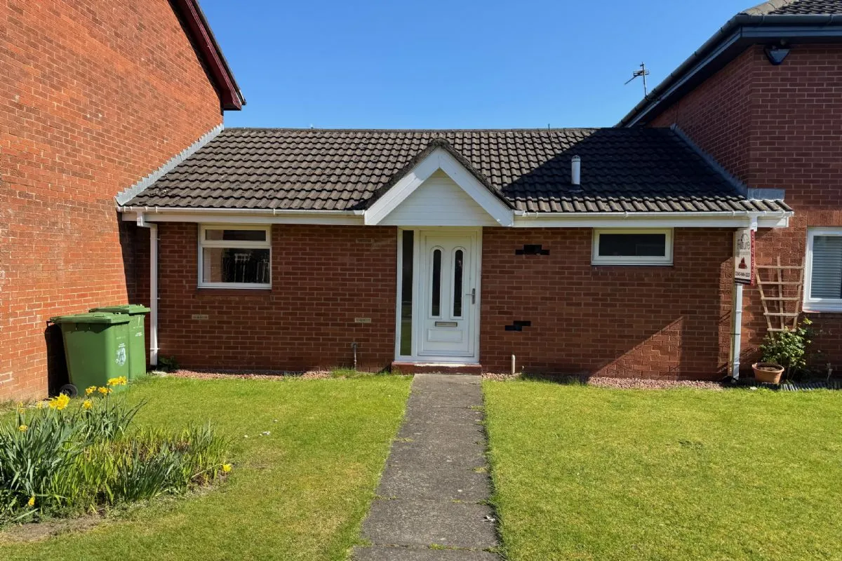2 Bedroom   House
