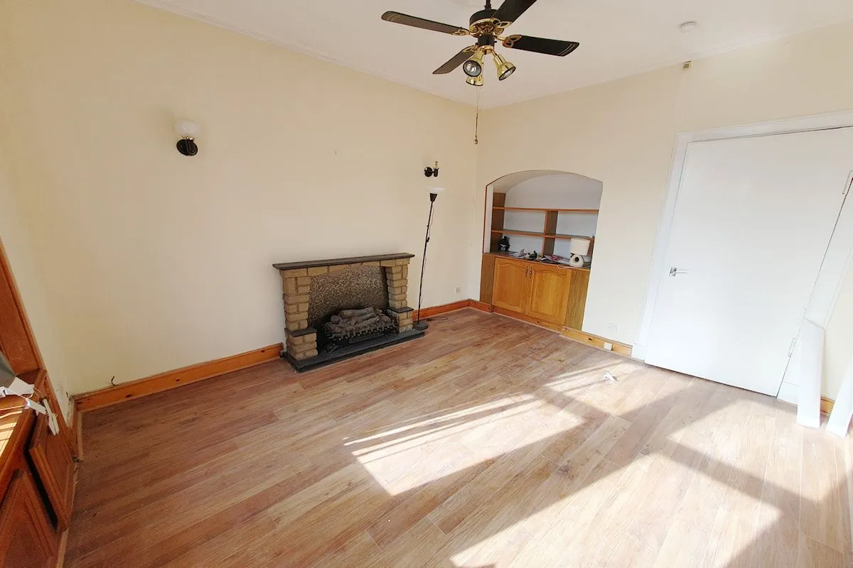 1 Bedroom   Flat