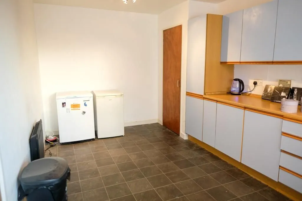 2 Bedroom   House