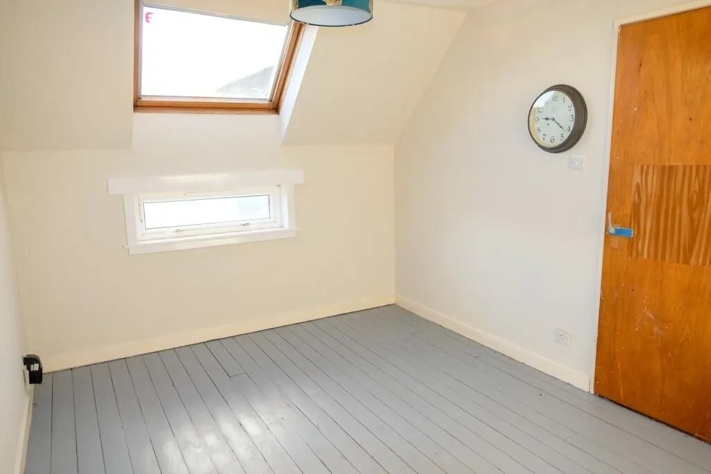 2 Bedroom   House