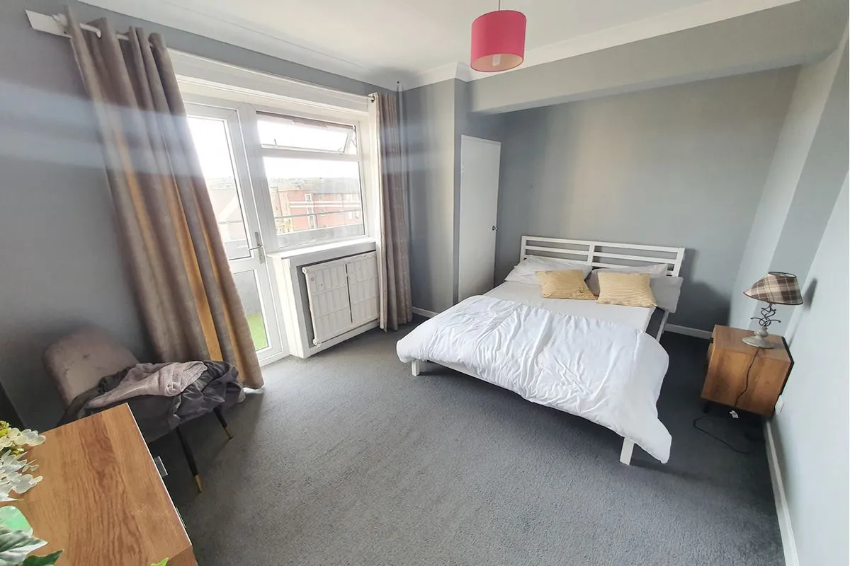 3 Bedroom   Flat