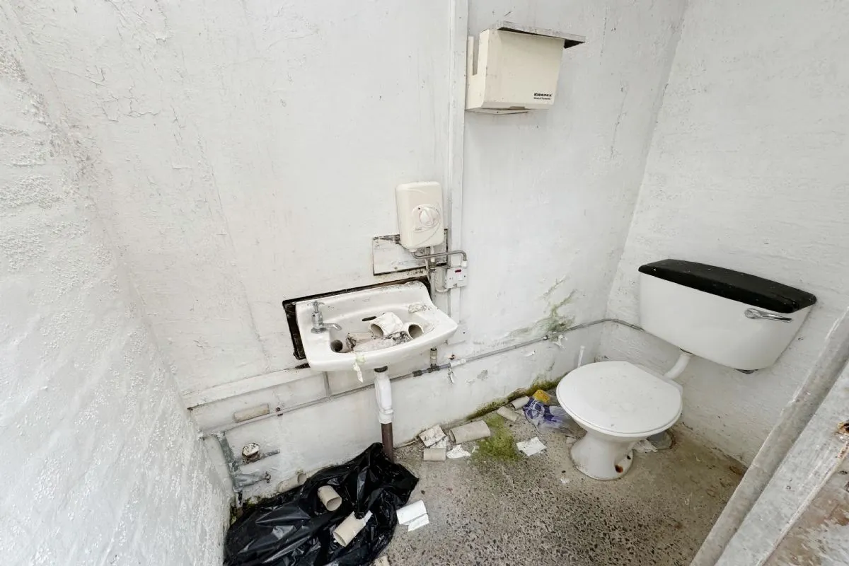 Vacant Commercial