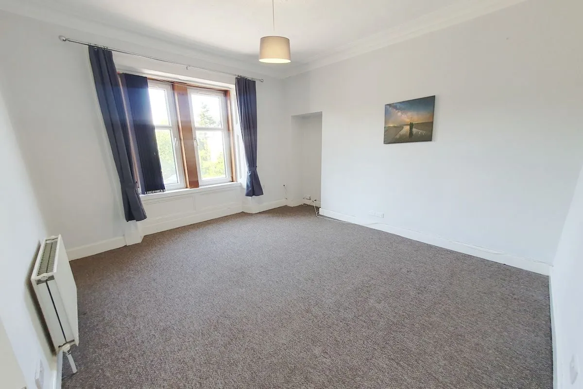 2 Bedroom   Flat