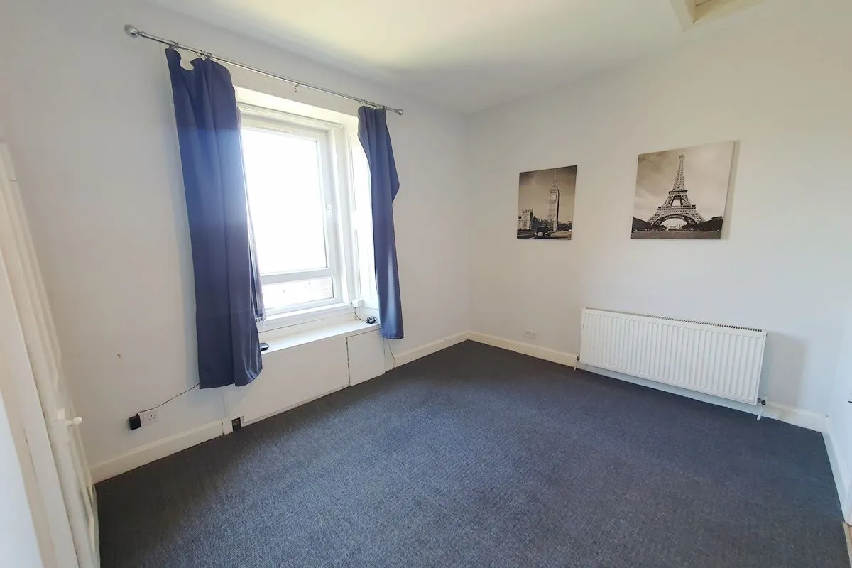 2 Bedroom   Flat