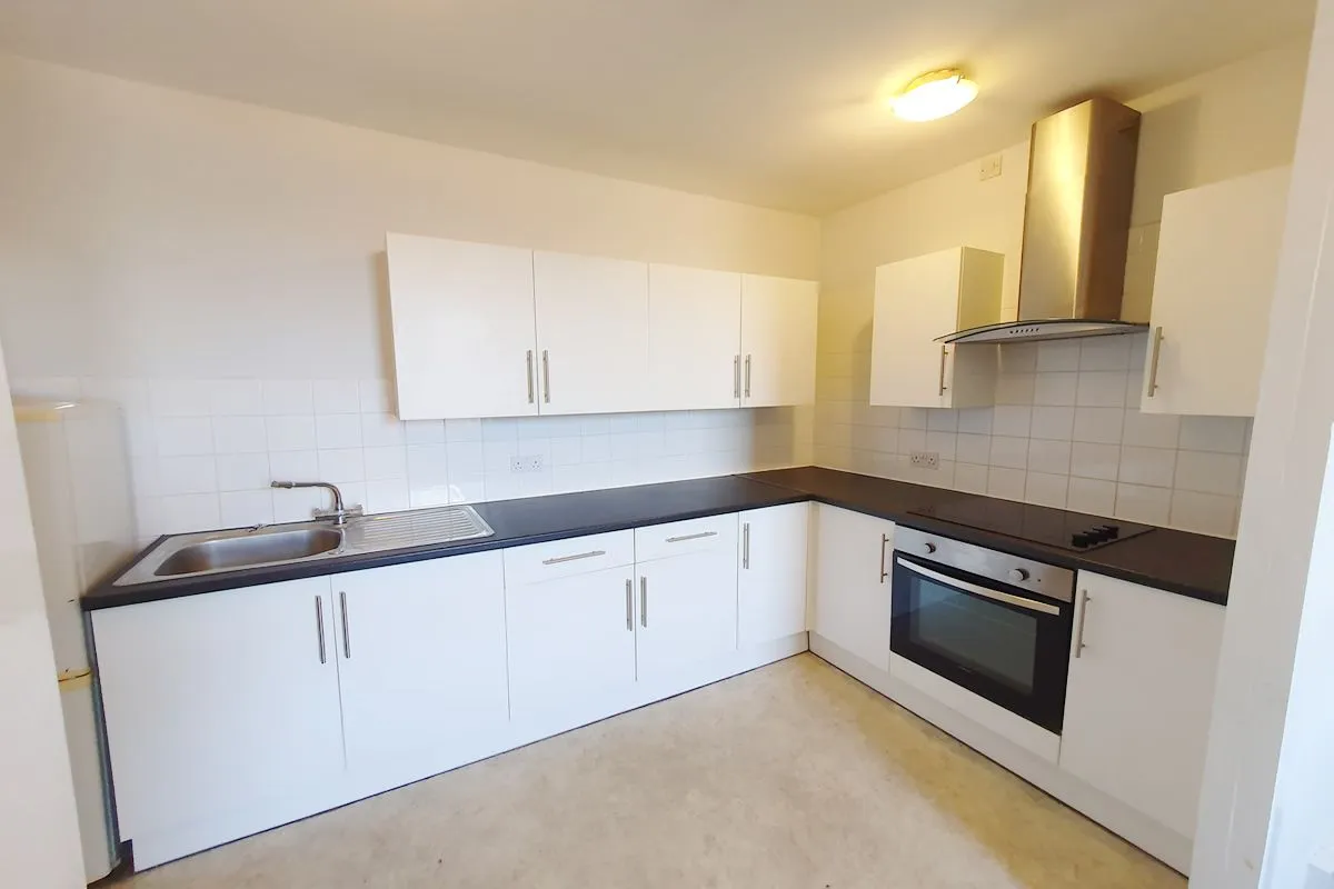 2 Bedroom   Flat