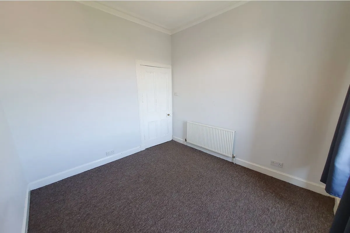 2 Bedroom   Flat