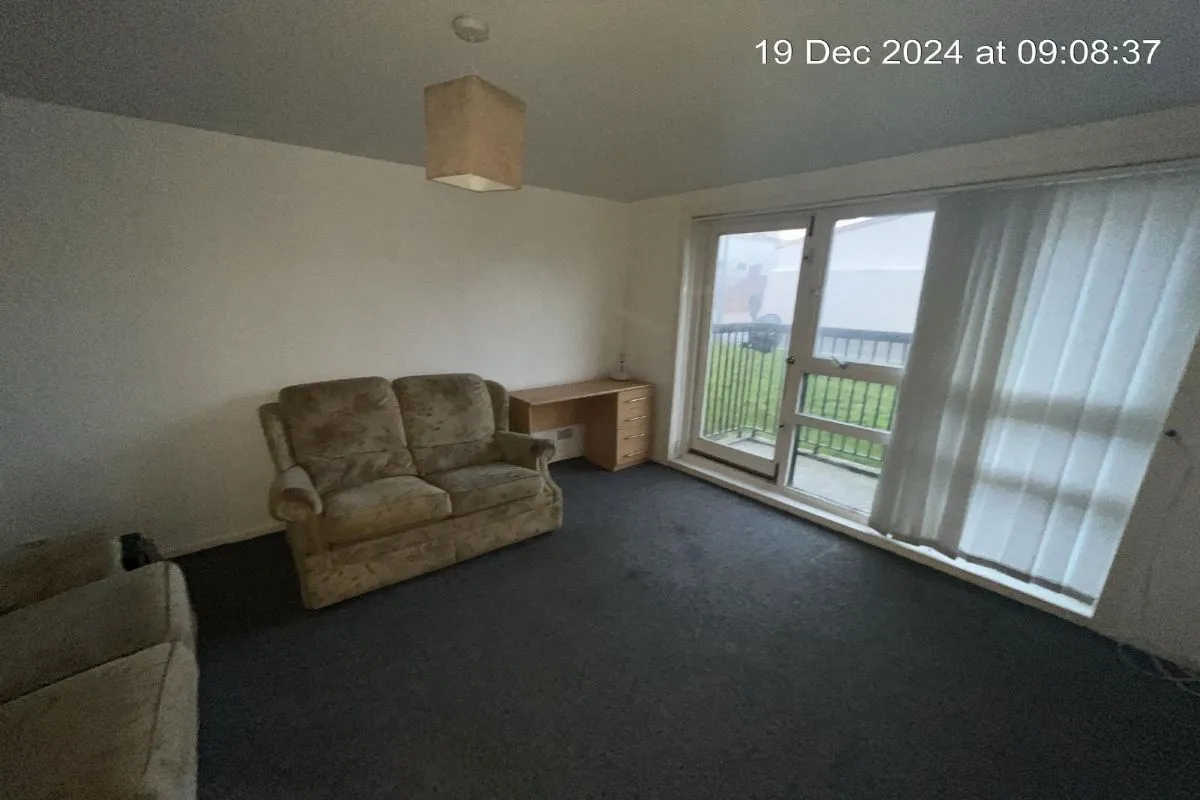 1 Bedroom   Flat