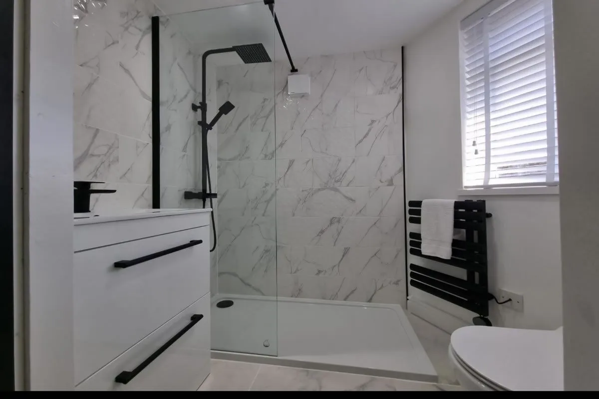 1 Bedroom   Flat