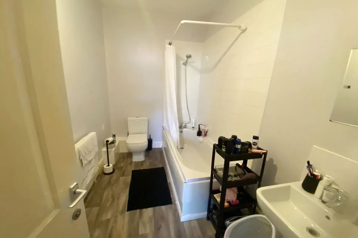2 Bedroom   Flat