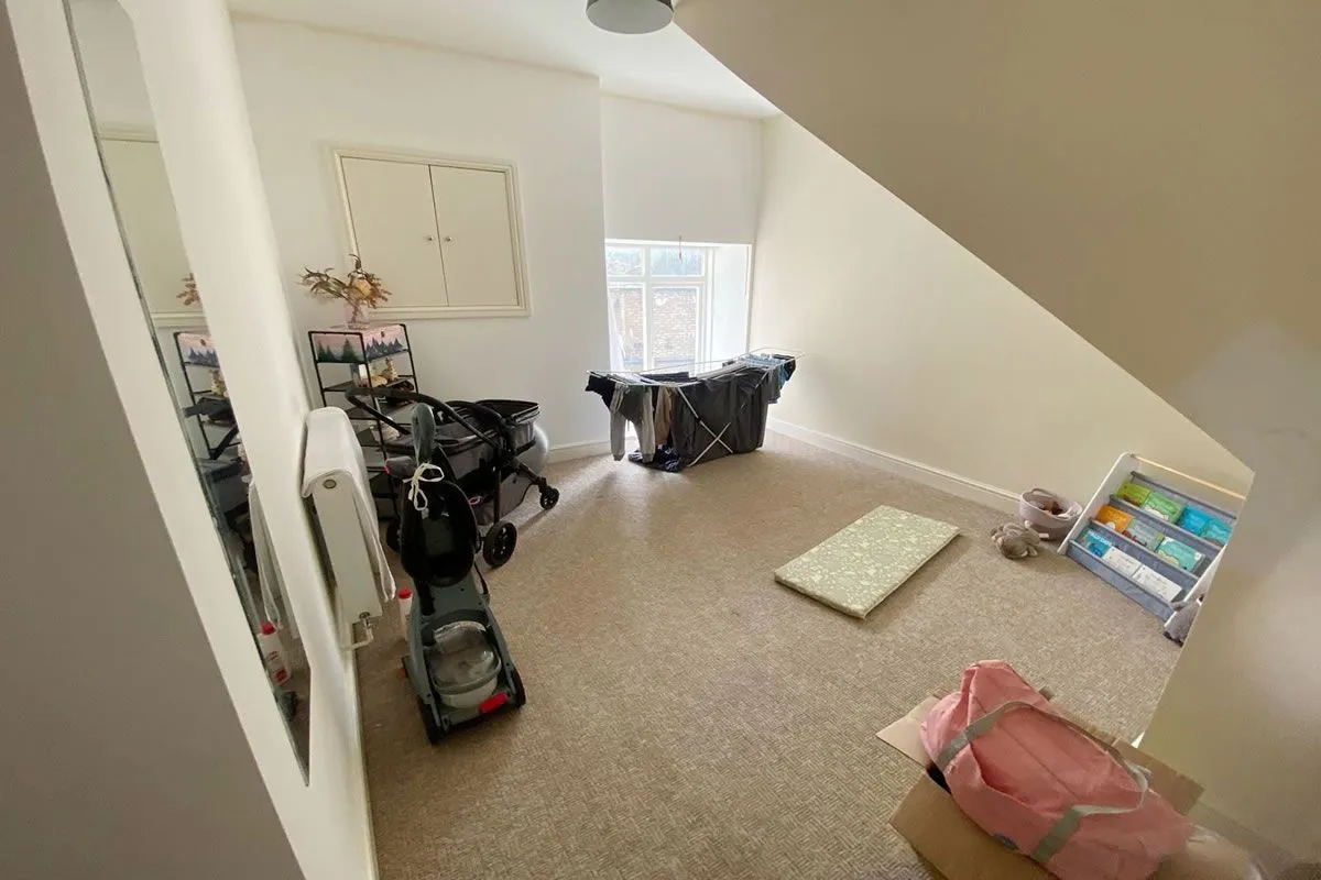 2 Bedroom   Flat