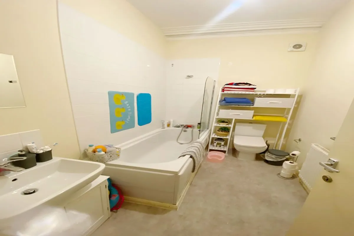 2 Bedroom   Flat