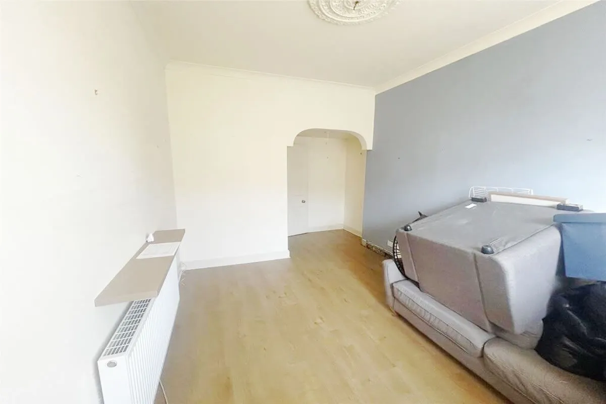1 Bedroom   Flat
