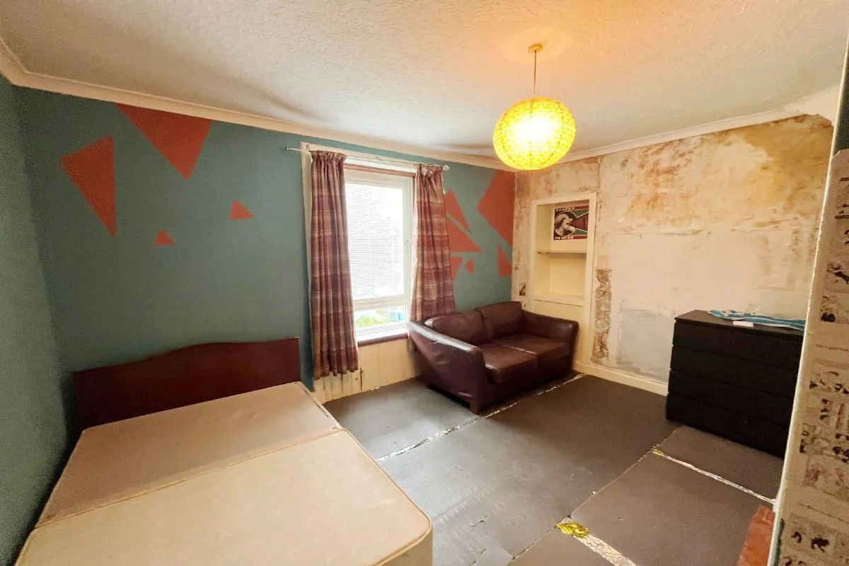 1 Bedroom   Flat