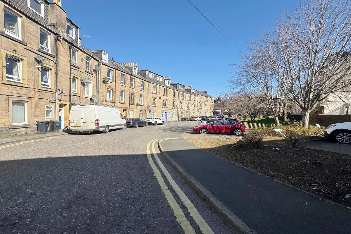 1 Bedroom   Flat