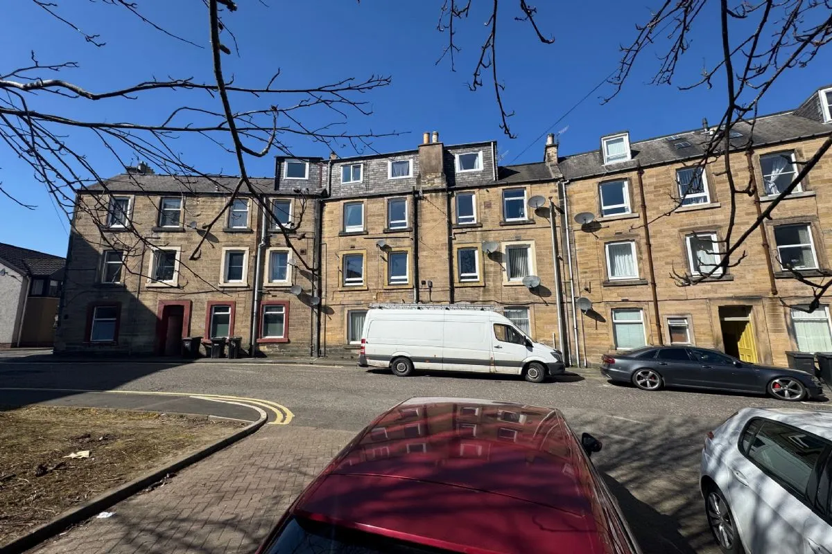 1 Bedroom   Flat