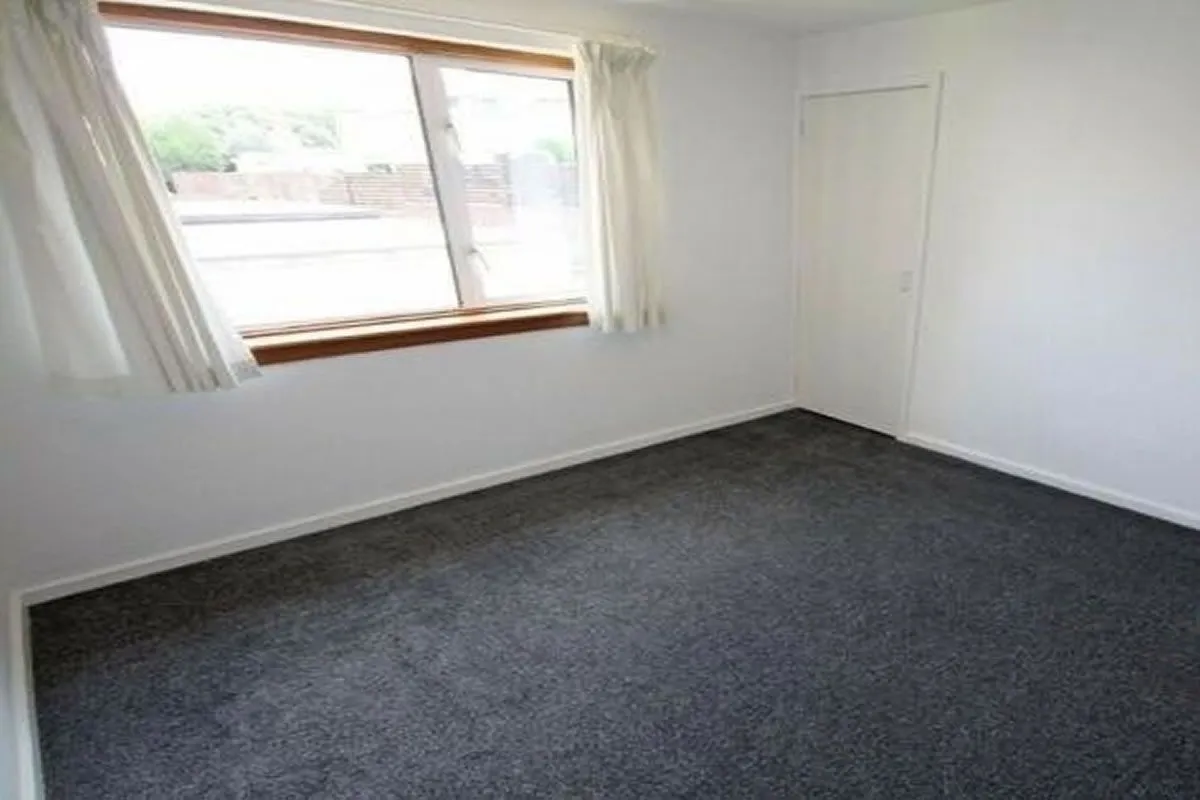 2 Bedroom   Flat