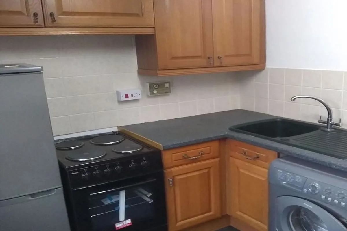 2 Bedroom   Flat