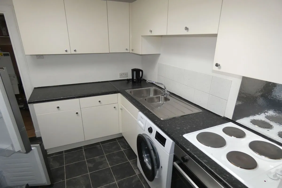 3 Bedroom   Flat