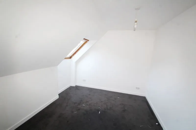 1 Bedroom   Flat