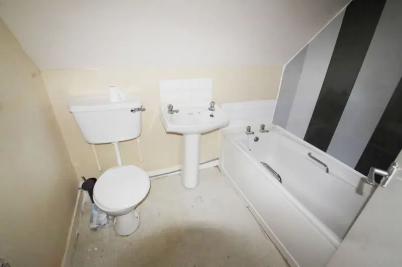 1 Bedroom   Flat
