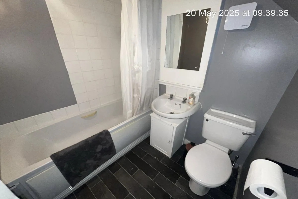 1 Bedroom   Flat
