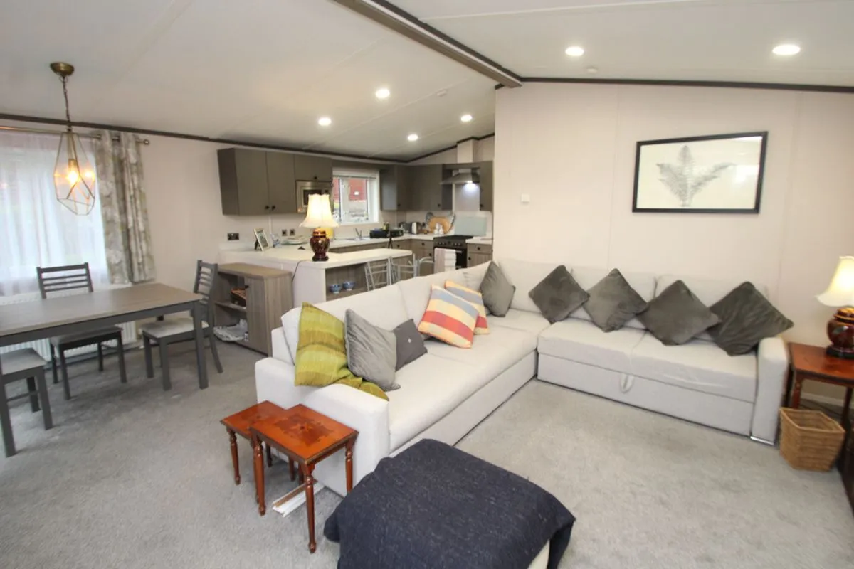2 Bedroom   House