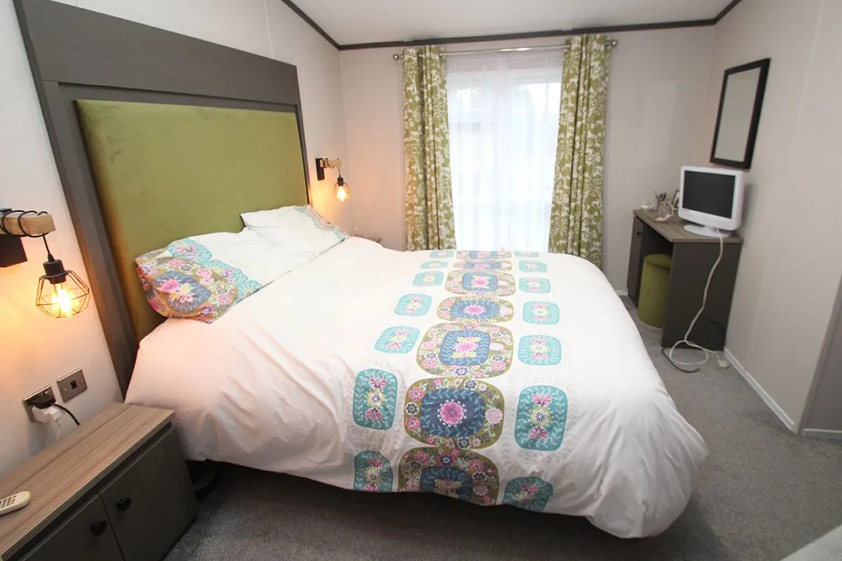 2 Bedroom   House