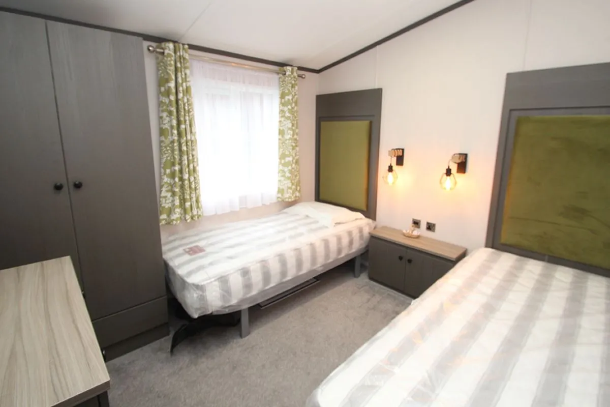 2 Bedroom   House
