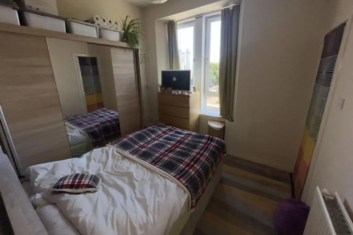 1 Bedroom   Flat
