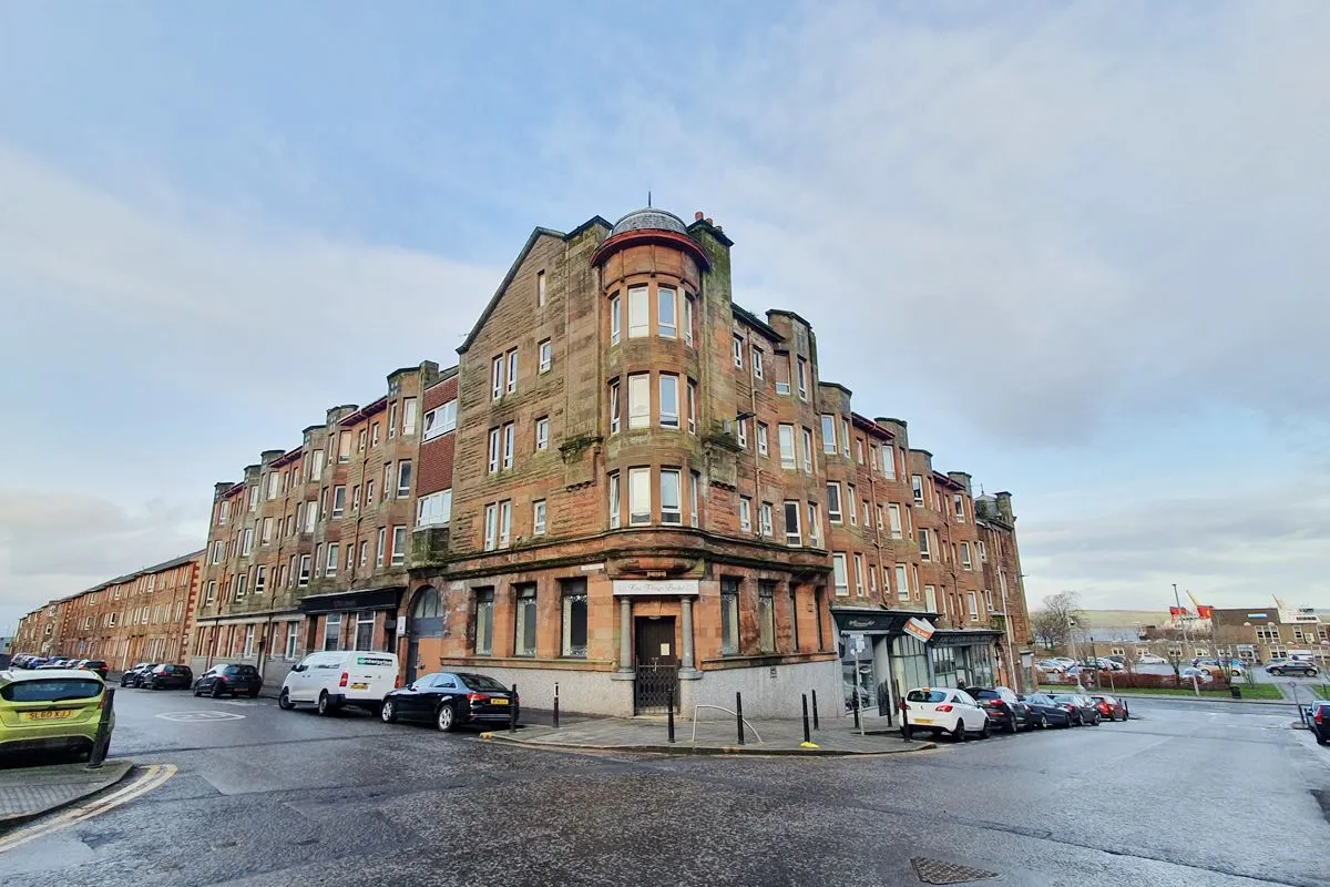 1 Bedroom   Flat