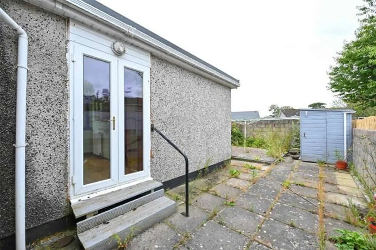 3 Bedroom   House