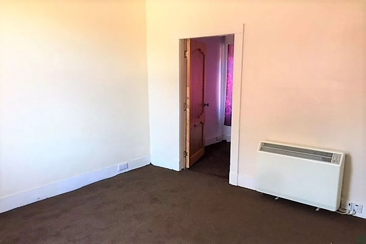 2 Bedroom   House