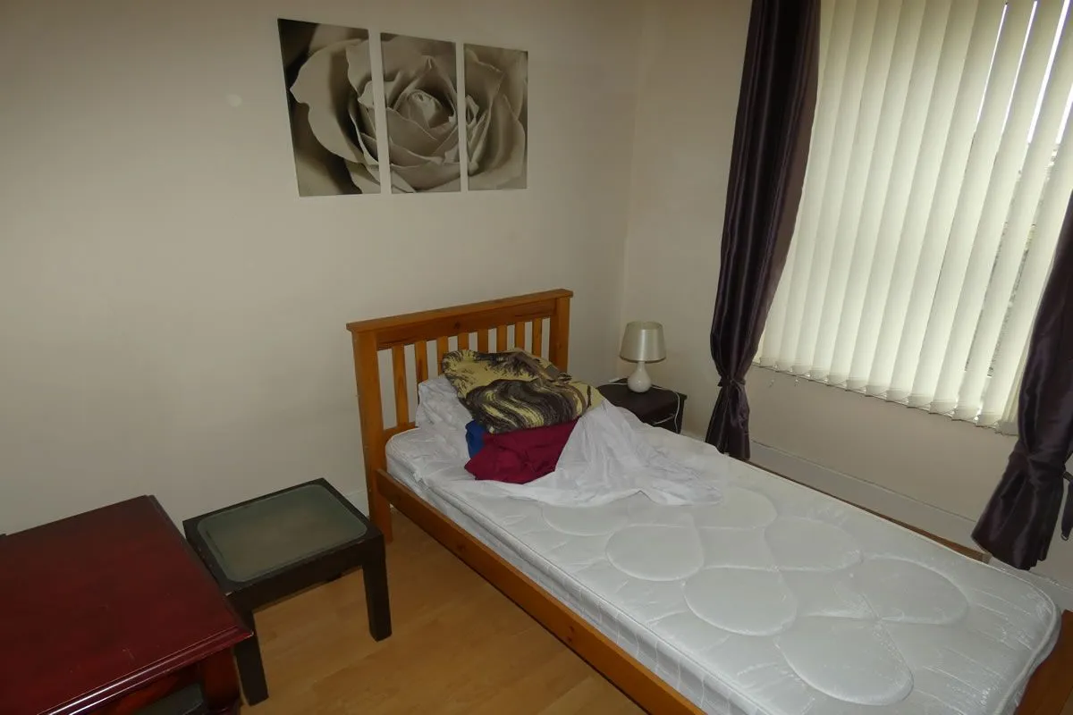 1 Bedroom   Flat