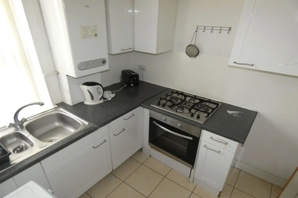 1 Bedroom   Flat