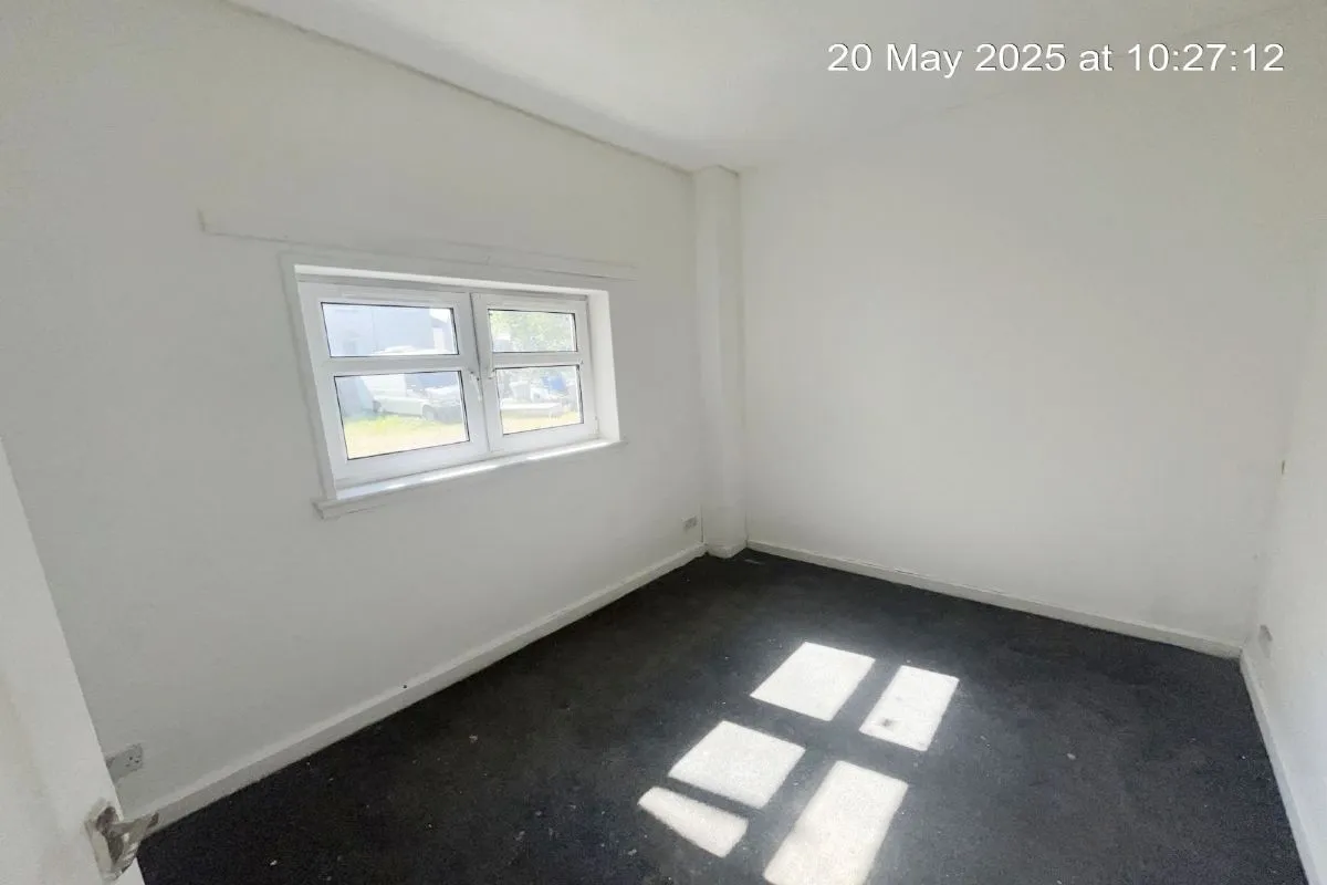 1 Bedroom   Flat