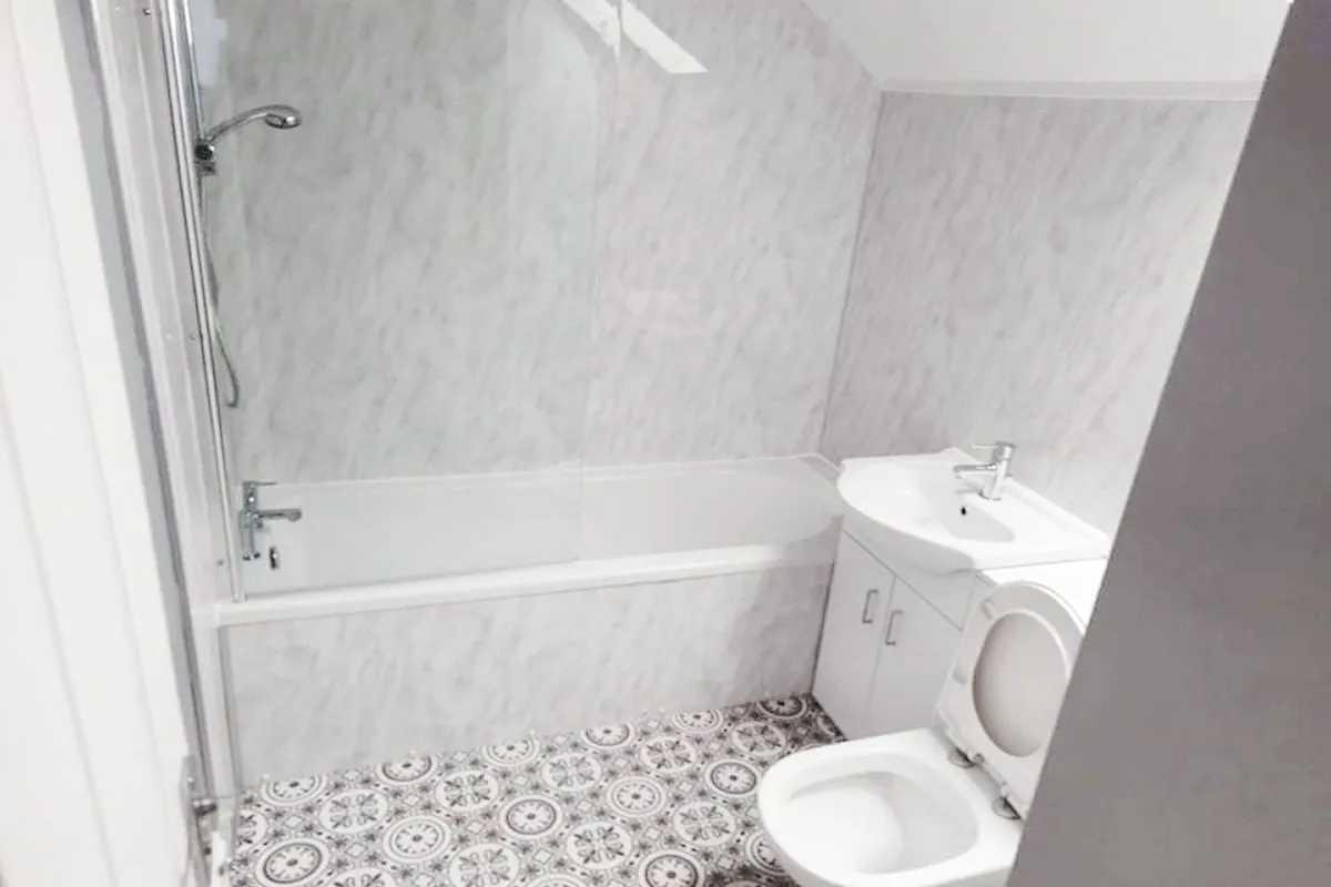 2 Bedroom   Flat