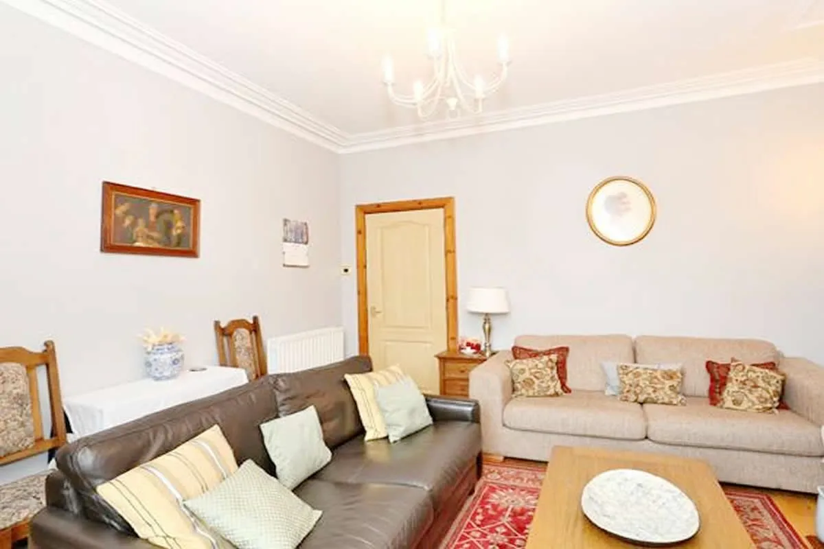 2 Bedroom   Flat