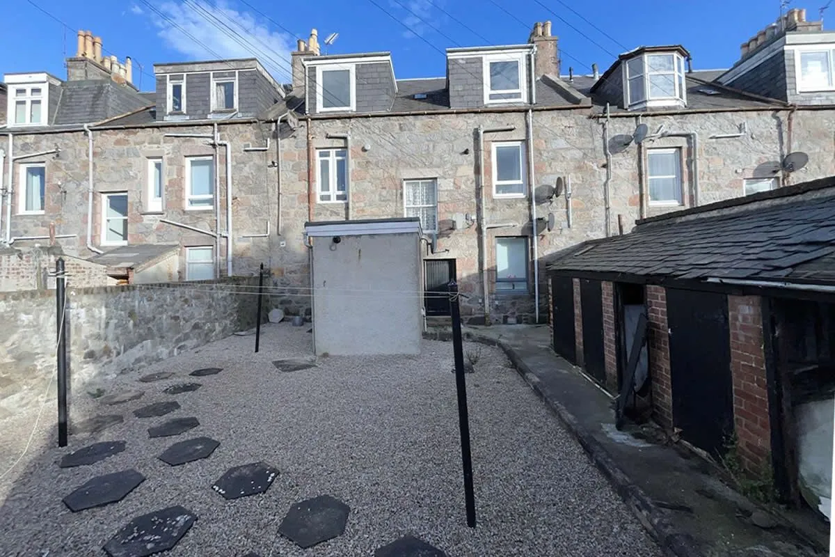 2 Bedroom   Flat
