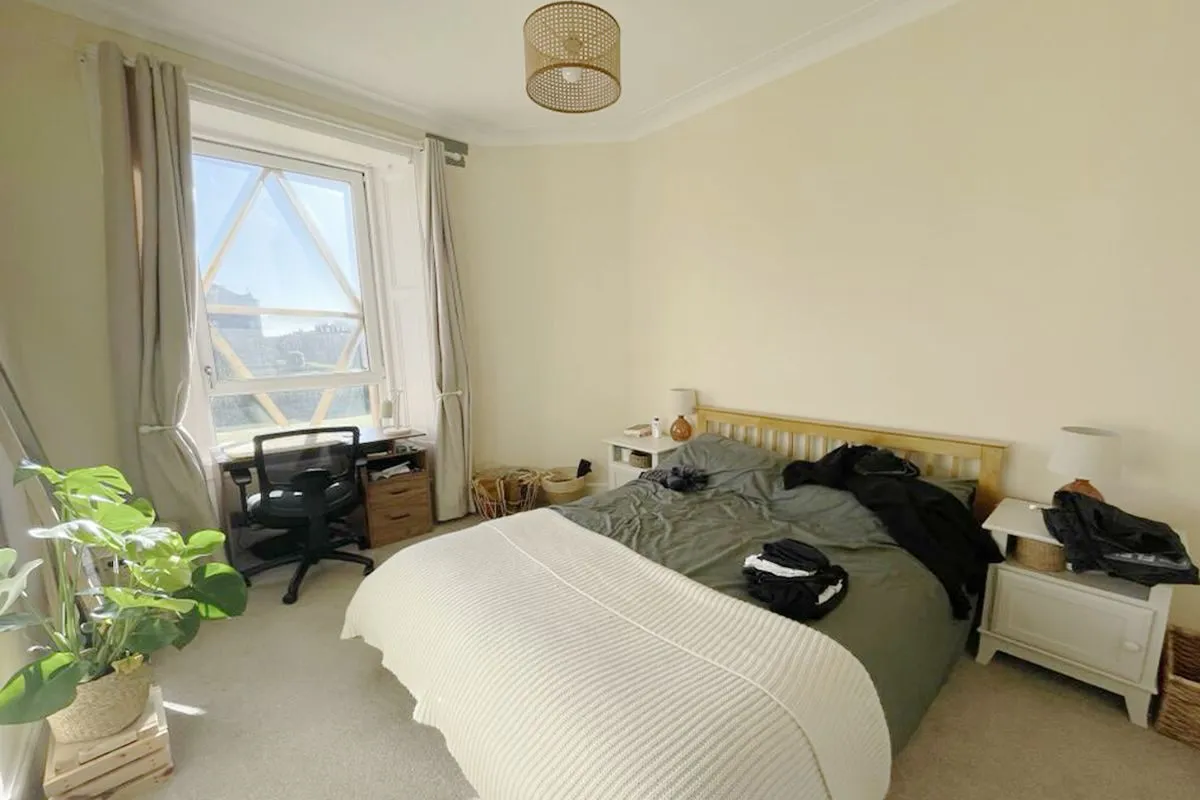 2 Bedroom   Flat