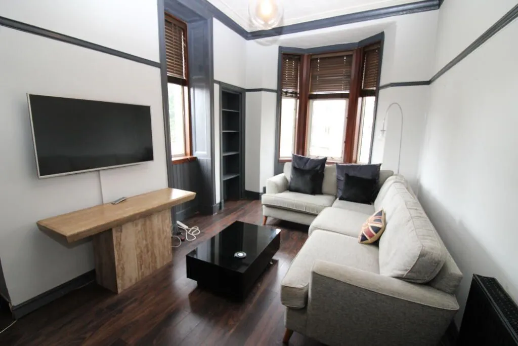 1 Bedroom   Flat