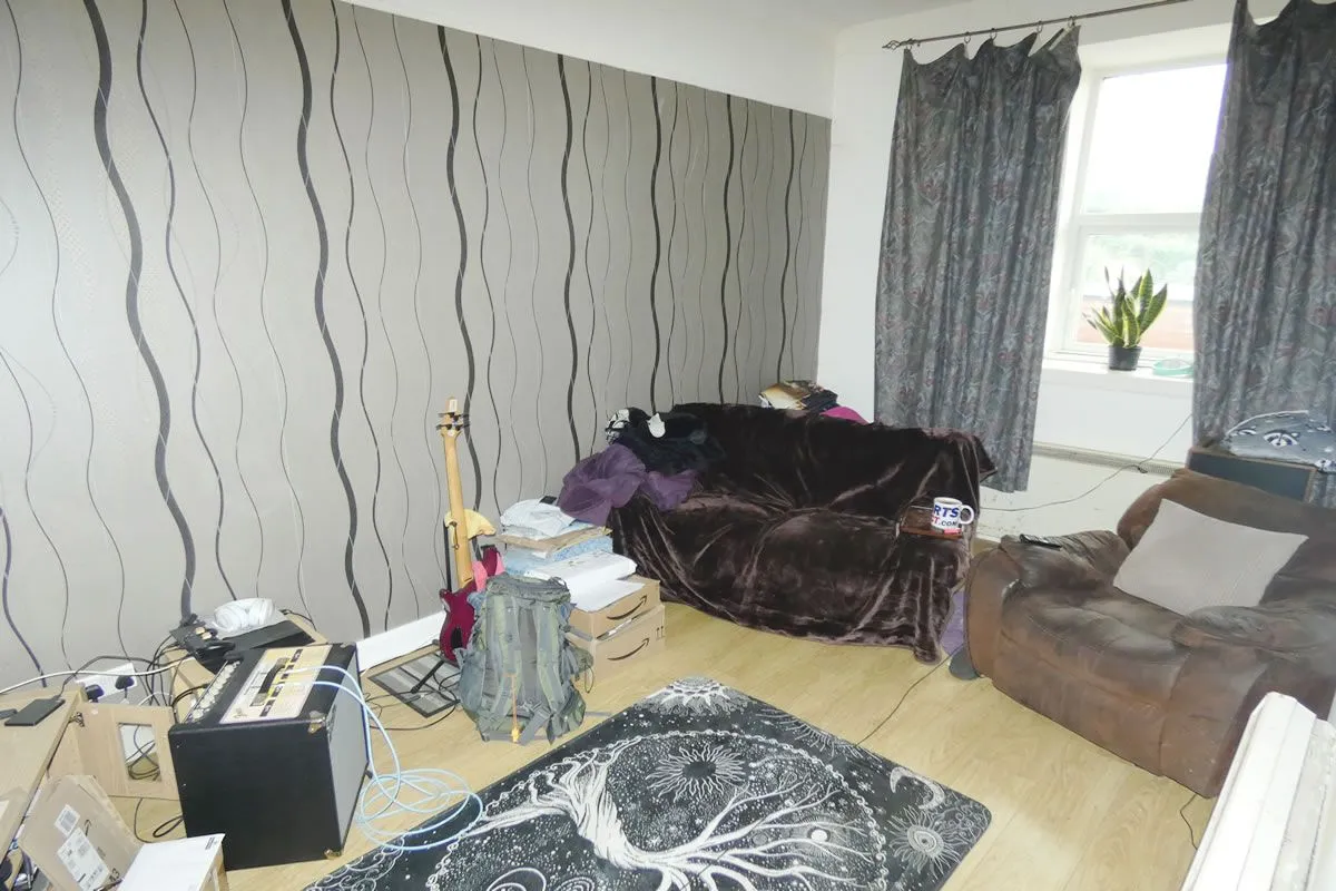 2 Bedroom   Flat