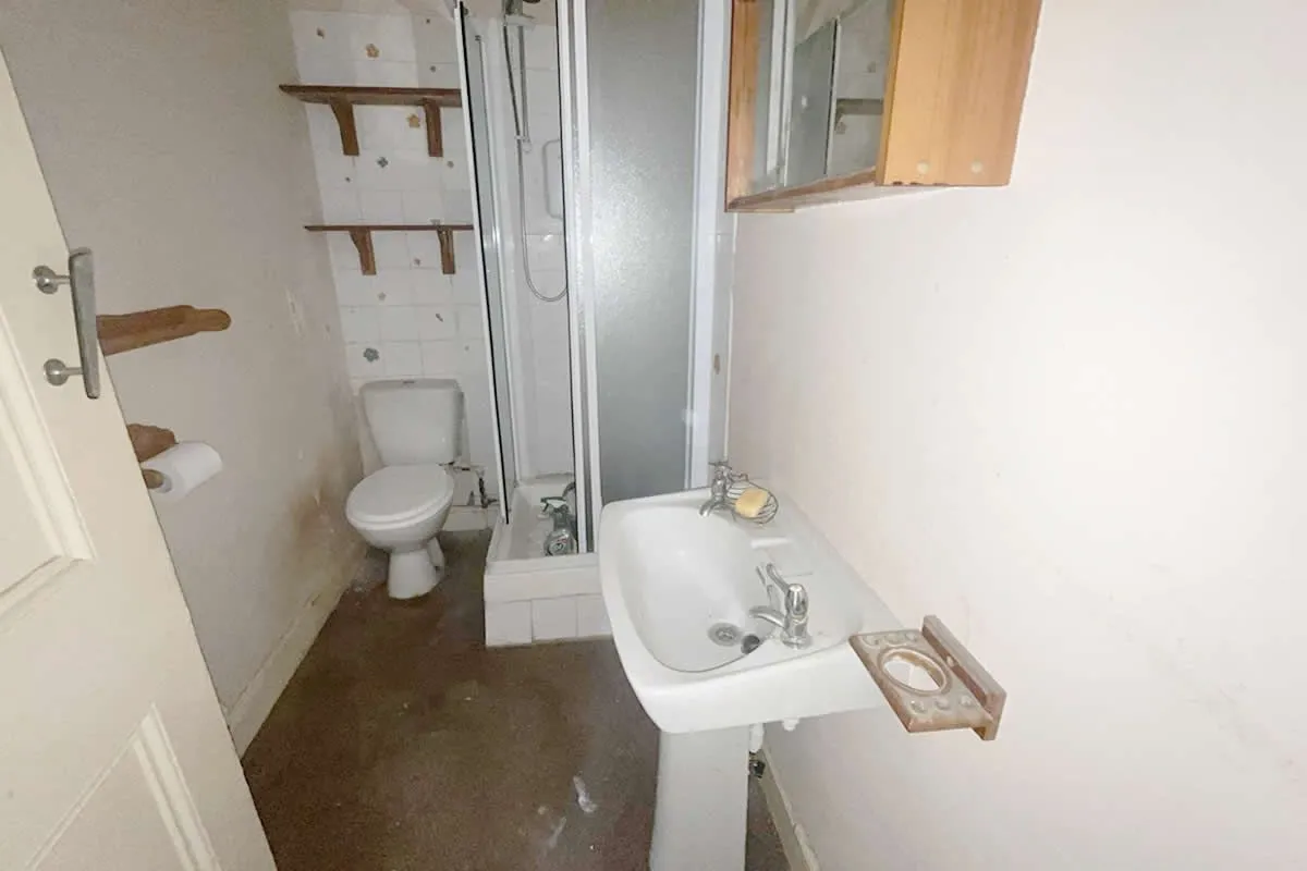 1 Bedroom   Flat