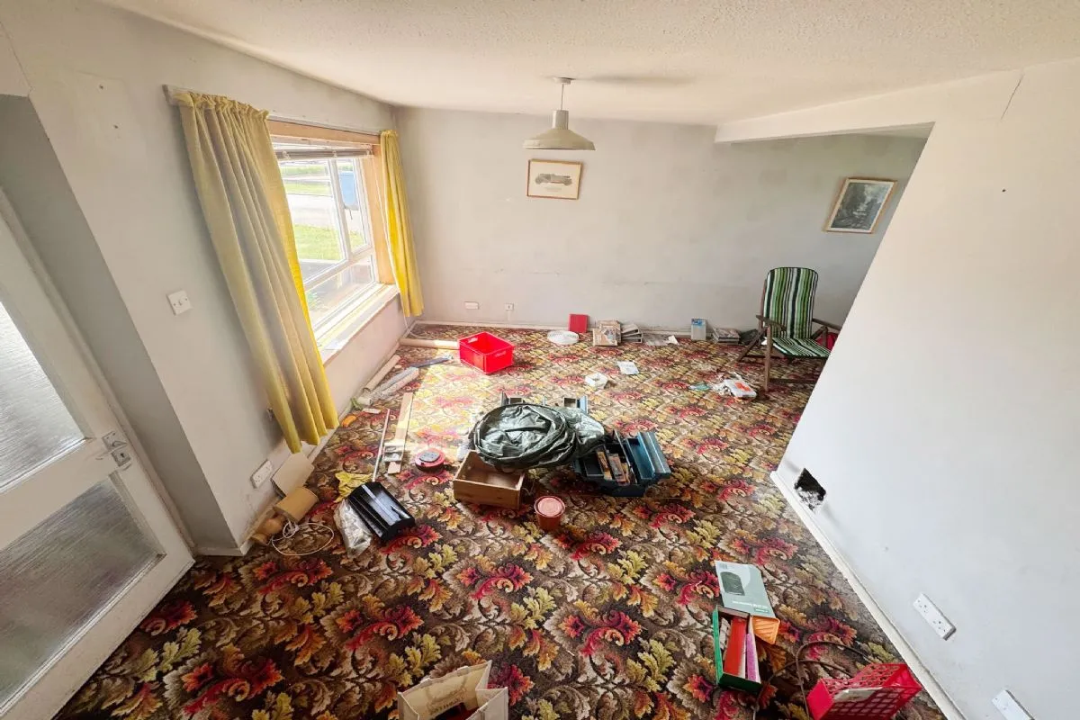 2 Bedroom   House