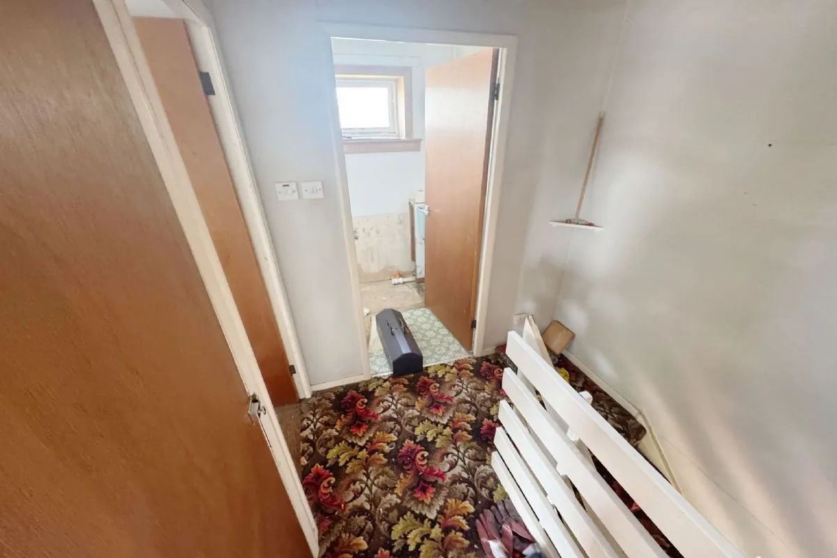 2 Bedroom   House