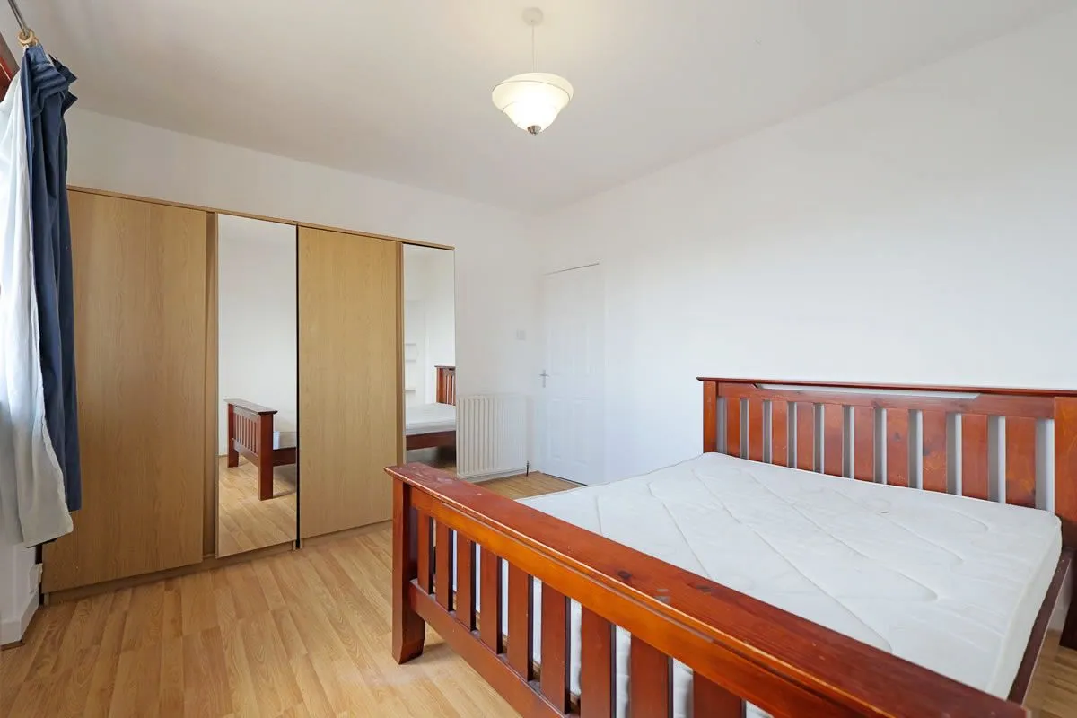 2 Bedroom   Flat