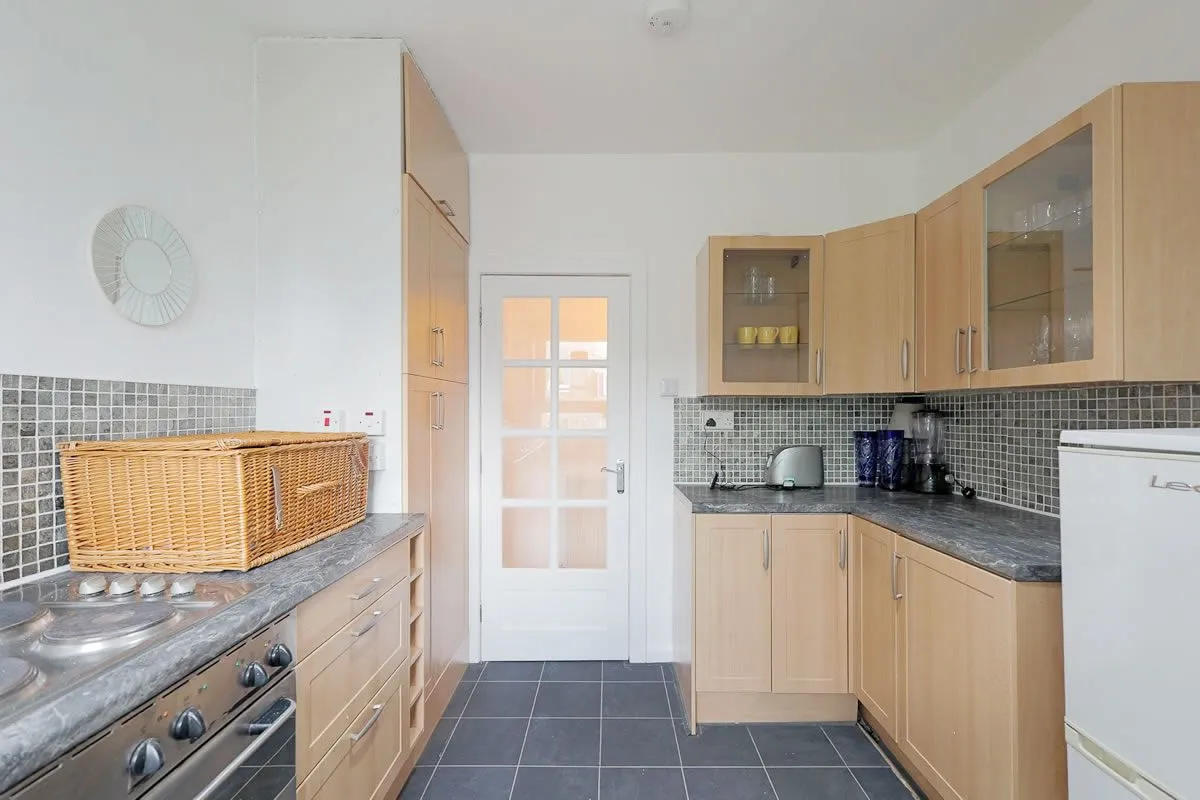 2 Bedroom   Flat