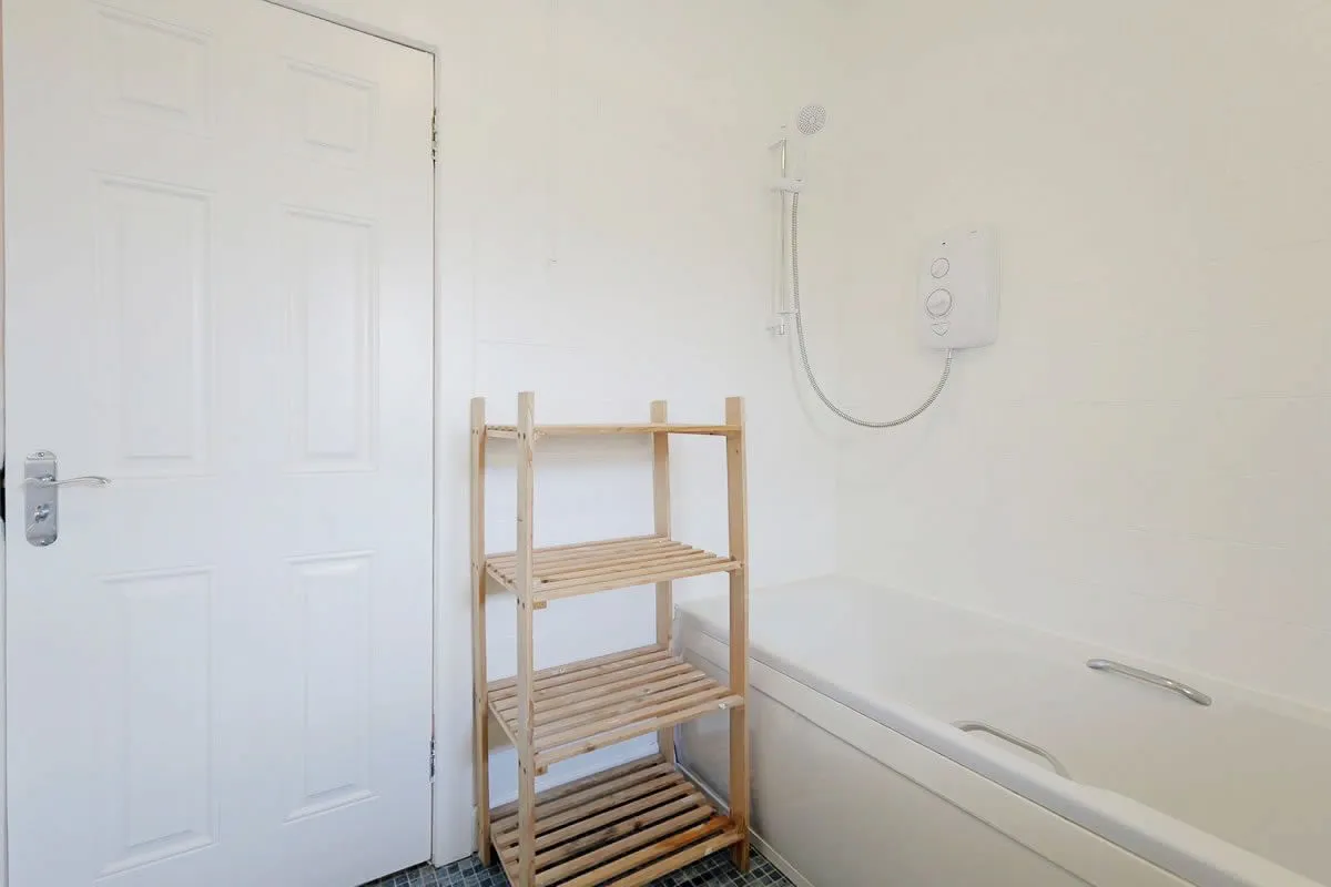 2 Bedroom   Flat